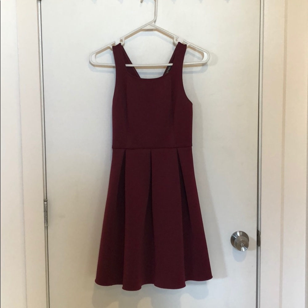 Express Cross Back Ponte Dress burgundy